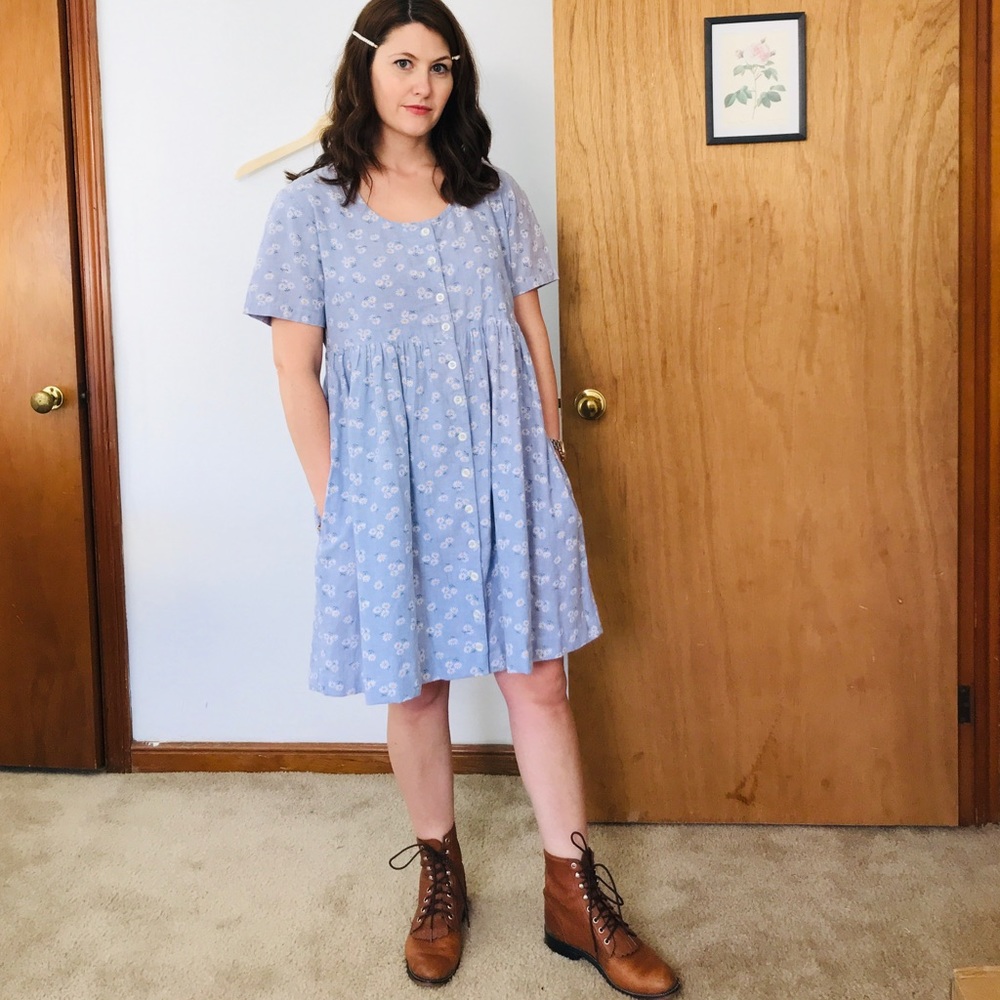 Chambray Daisy Print Babydoll Dress w/Pockets